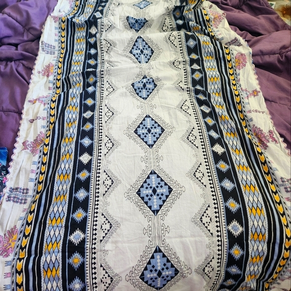 Very long scarf - Picture 1 of 1